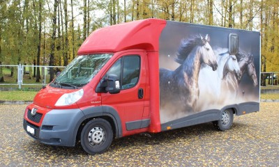 Peugeot Boxer hobuseauto / horsevan / horsetruck